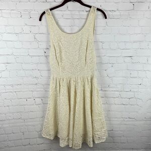 Pins & Needles Lace Sleeveless Dress with V Back